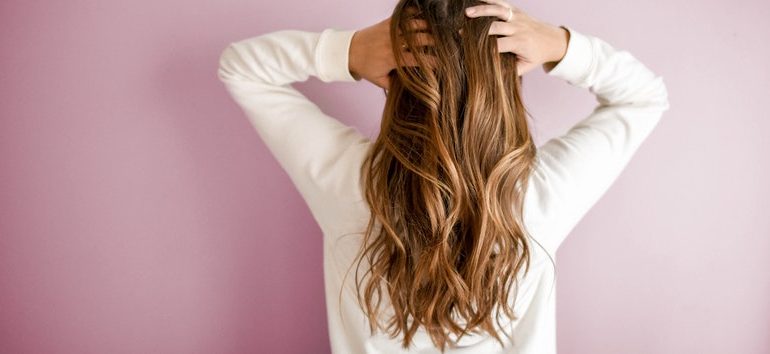 خواص شگفت انگیز پسته برای سلامت مو