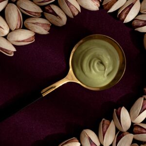 کرم پسته داهیر