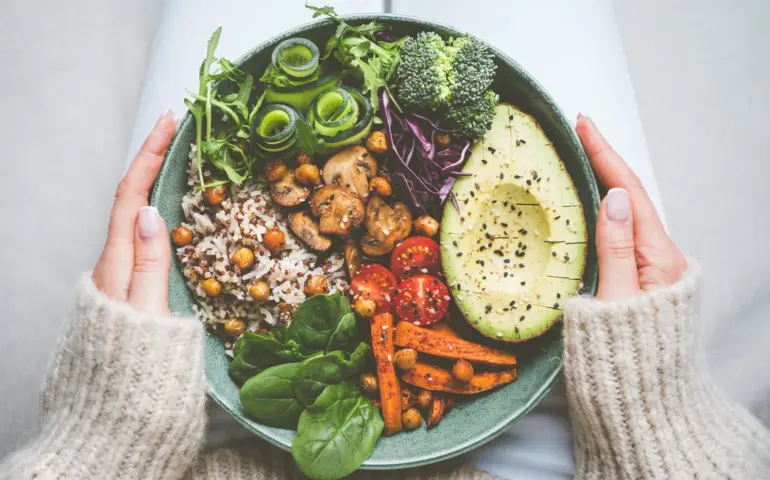 آیا کرم پسته مناسب گیاهخوارن است؟